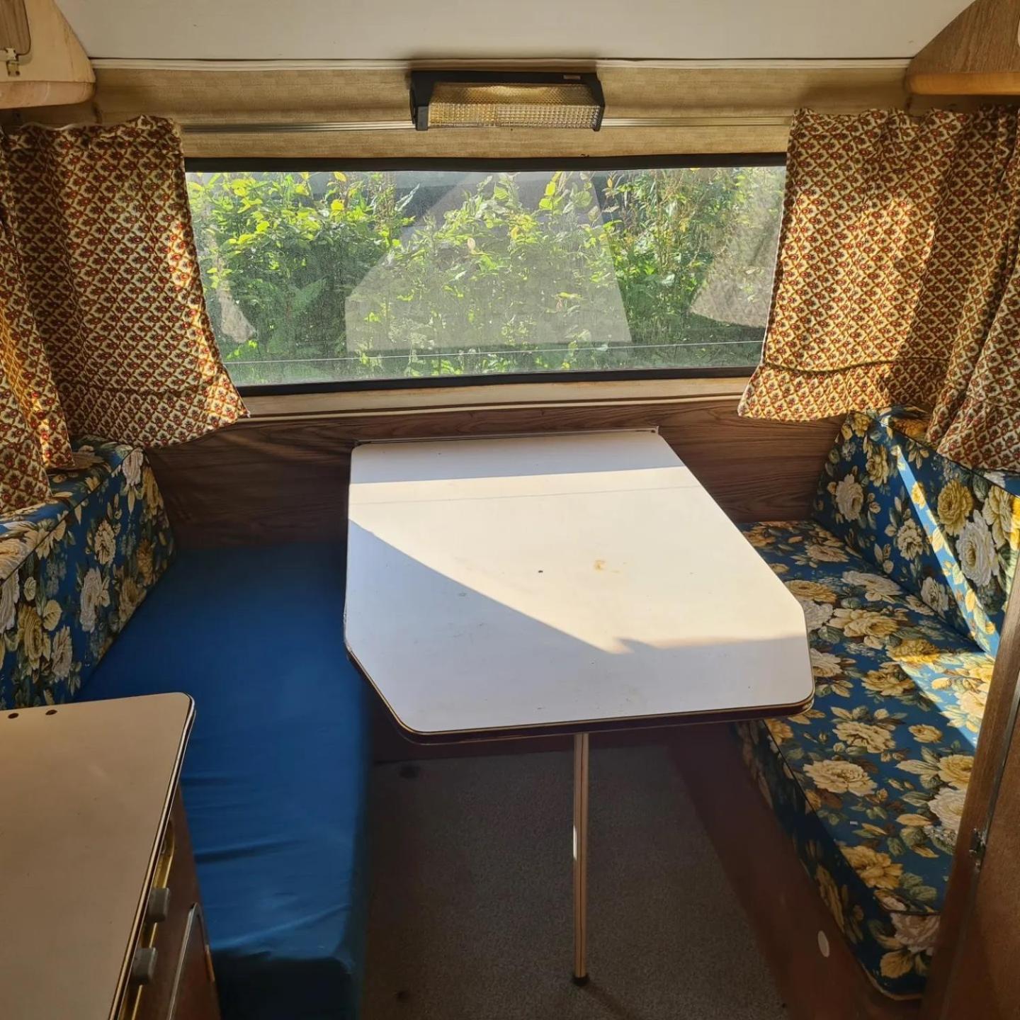 Camping A La Ferme - Hebergements Insolites Cerisy-la-Foret Luaran gambar